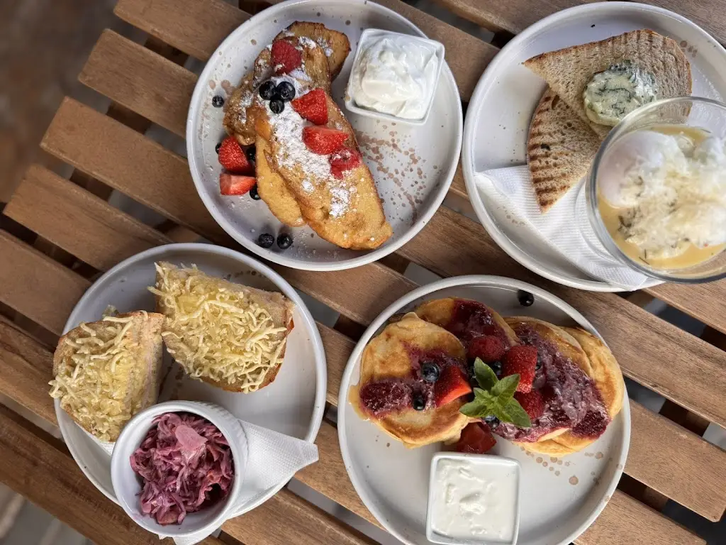 Zrnko a drobek_Černošice_slider_image_2