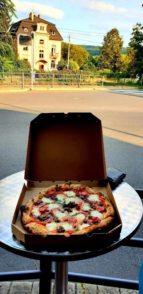 Menu_Pizza Metro_Černošice_image_4