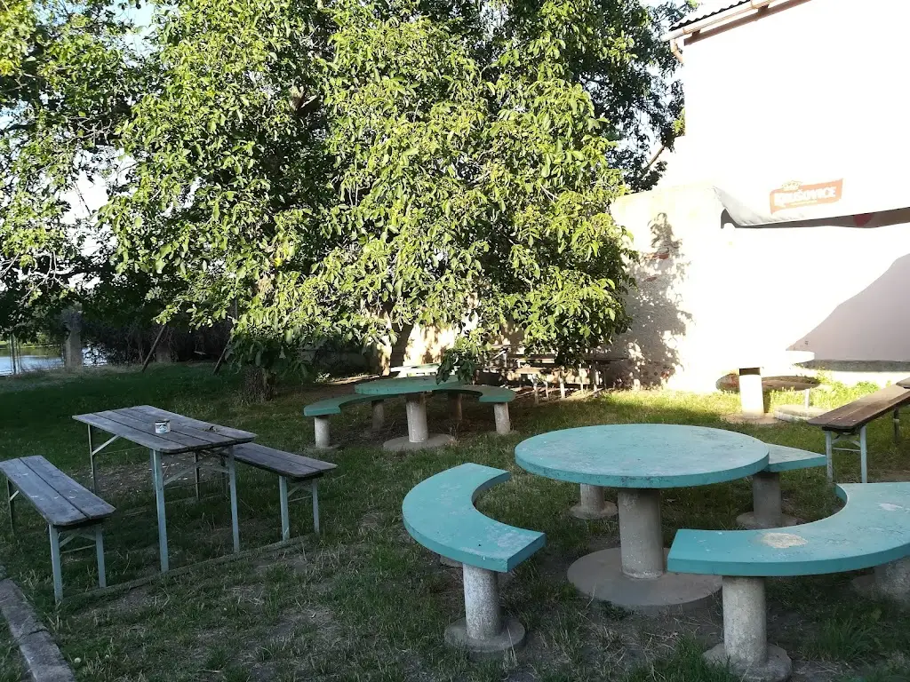 Polabská hospoda_Horní Počaply_slider_image_2