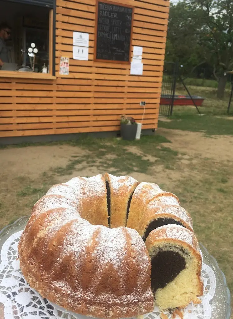 Cyklobar Na chvilku_Horní Počaply_slider_image_2