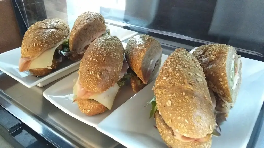 Restaurace U Sousedů_Hovorčovice_slider_image_2