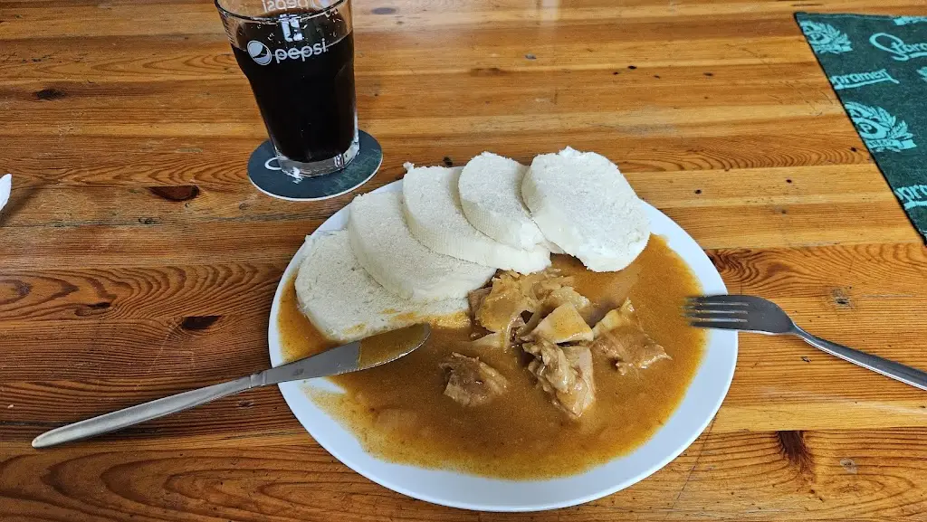 Jan Štěpán_RESTAURACE JÍDELNA DOBROTY KAČENA_Hostomice_recensione