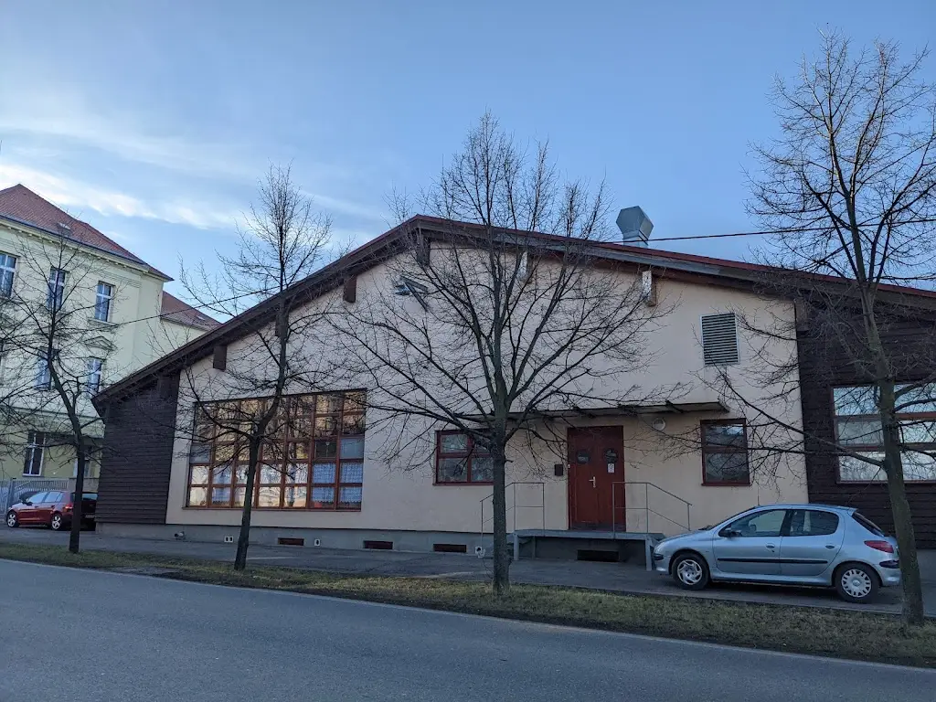 Školní Jídelna_Hostomice_slider_image_3