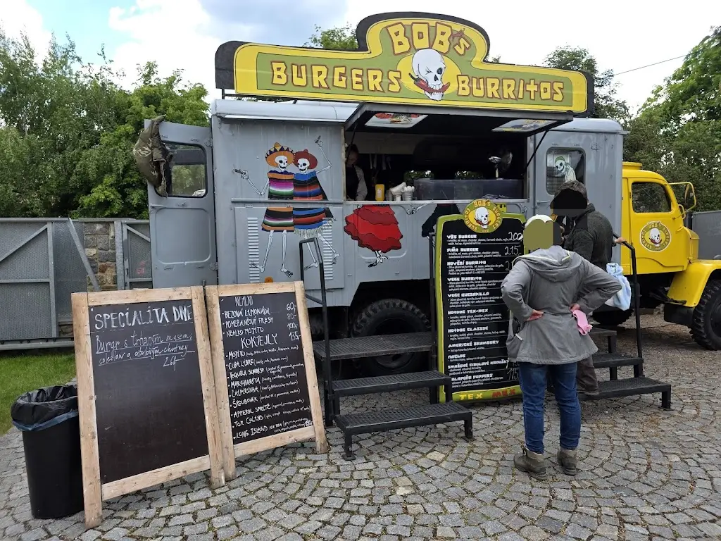 Bob's Burgers & Burritos_Hostomice_slider_image_2