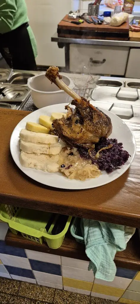 Robert Stehlík_Restaurace U Bendů_Davle_review