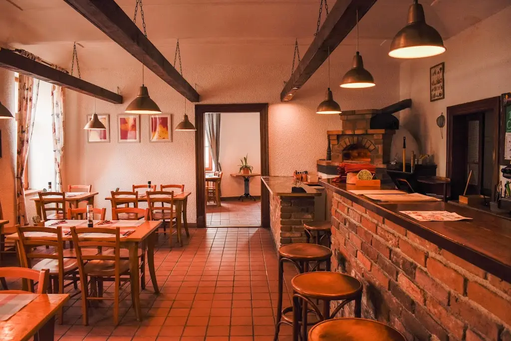 Pizzeria Grado restaurant in Davle