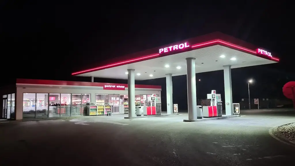 PETROL_Davle_slider_image_2