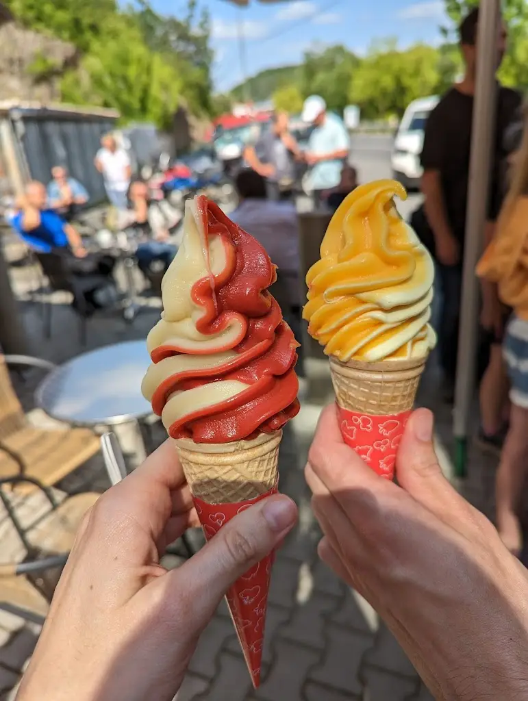 Ana_#milujemetočenou_Davle_review