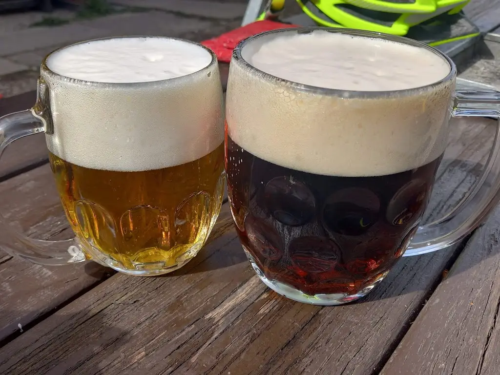 Restaurace Na Čamrdě_Hřebeč_slider_image_1