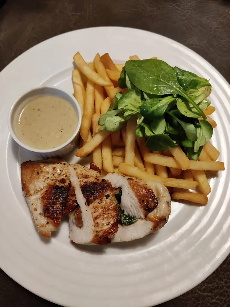 Daniel Peslari_Restaurace Ranch_Hořovice_review