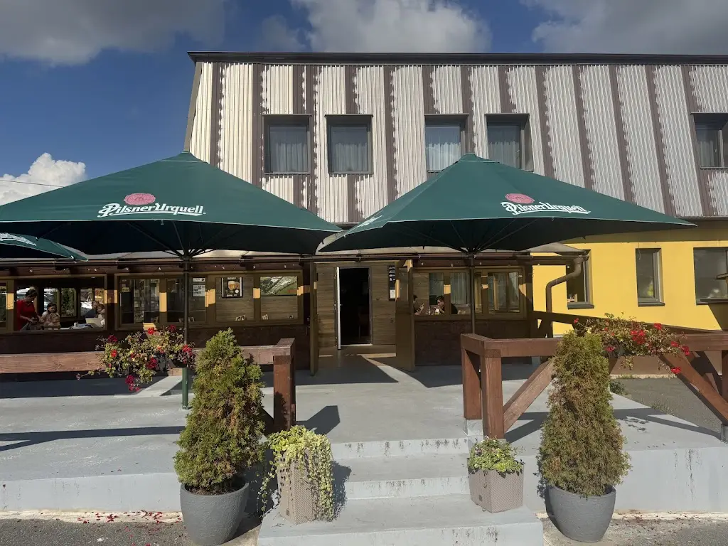 Restaurace Ranch_Hořovice_slider_image_1