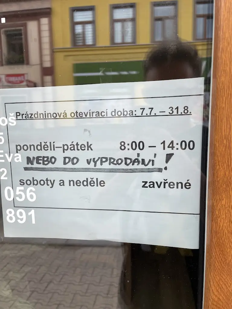 Michal Mik_Kuřecí gril_Hořovice_review