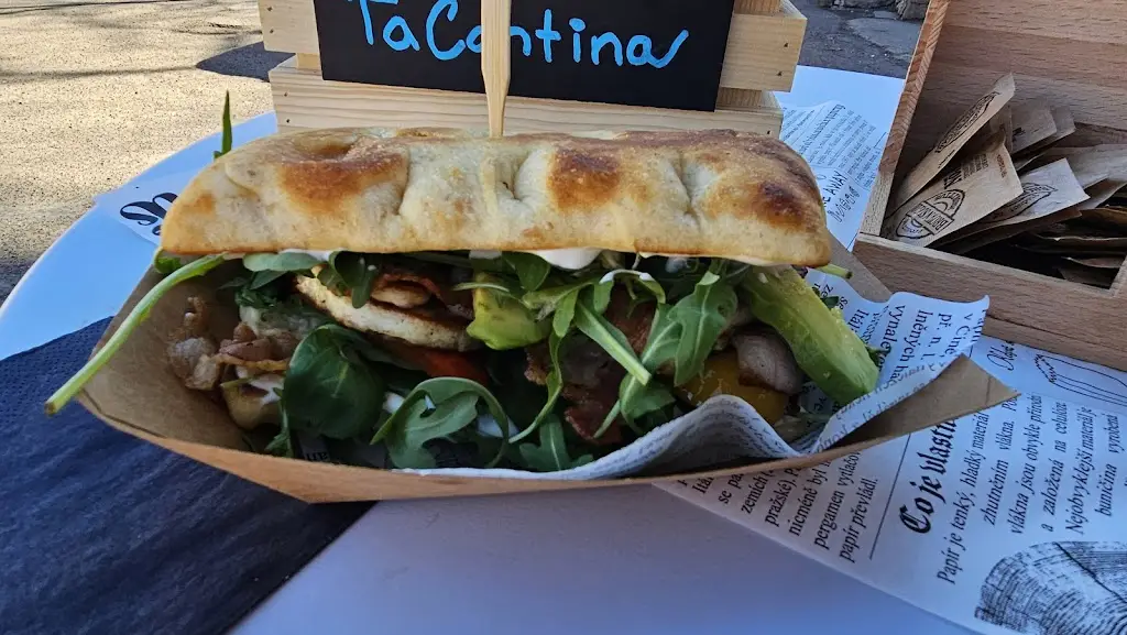 Ta Cantina café&grill Street Food_Hořovice_slider_image_2