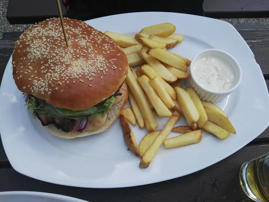 Restaurace BP_Hýskov_slider_image_2