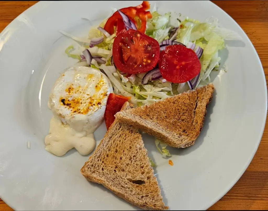 Mirek Vostrý_Hospůdka U Jungmanna_Hudlice_review