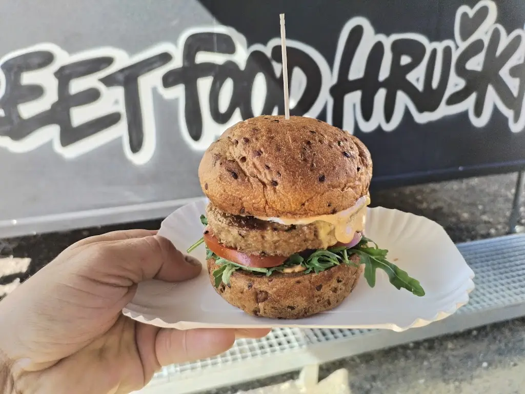 Menu_Street Food Hruška_Dobříš_image_5