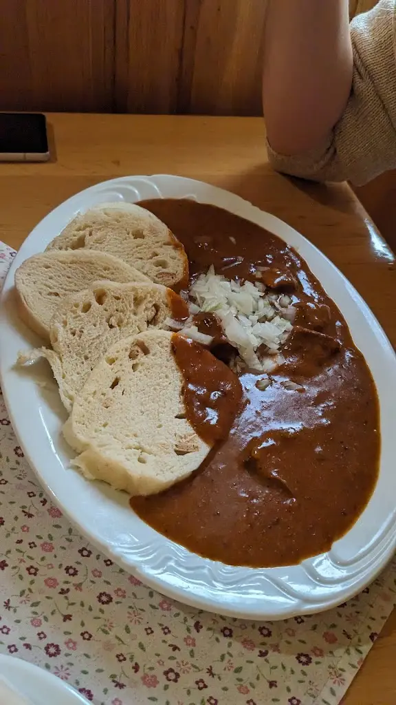 Nikita Shalnov_Restaurace Na Prachandě_Dobříš_review