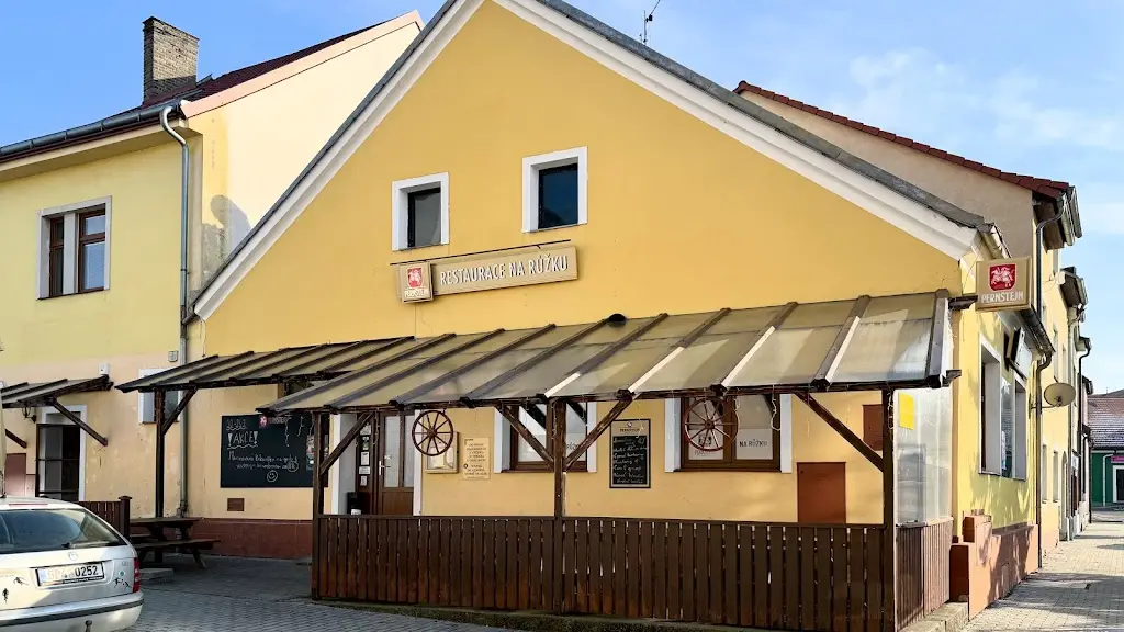 Restaurace Na Růžku_Dobříš_slider_image_3