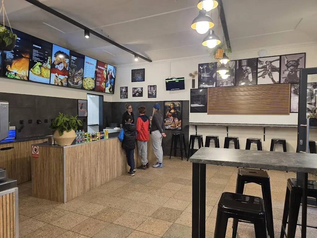 Burger Stop by Zastávka_Dobříš_slider_image_1