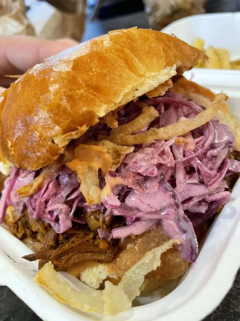 Burger Stop by Zastávka_Dobříš_slider_image_3