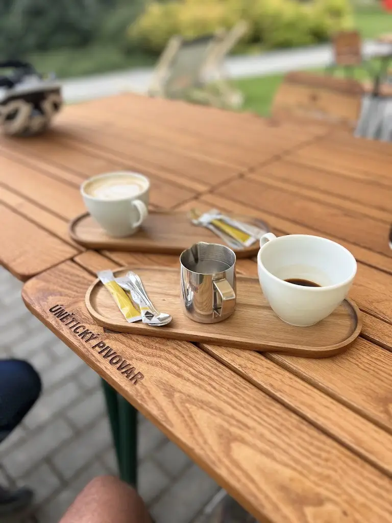 Menu_Al Pomodoro Bistro Jeneč_Jeneč_image_4