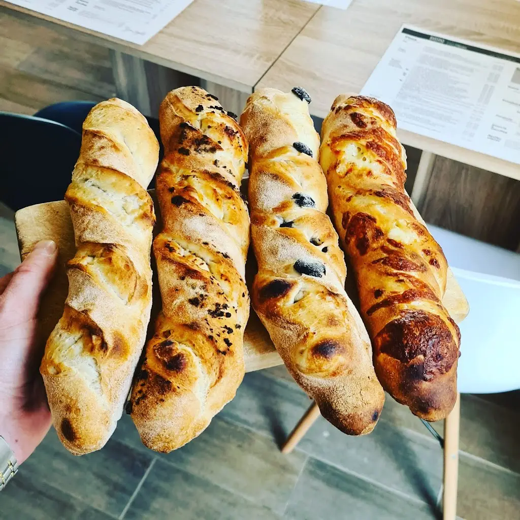 Al Pomodoro Bistro Jeneč_Jeneč_slider_image_2