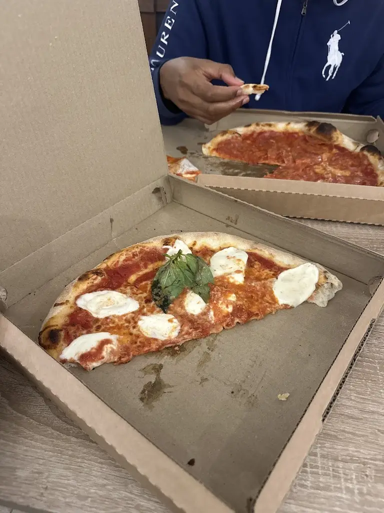 Al Pomodoro Bistro Jeneč_Jeneč_slider_image_3