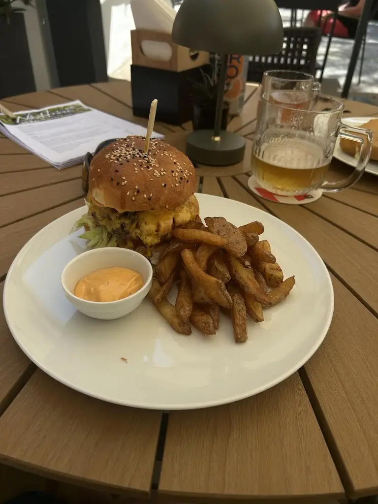 Marcel Šedivý_Na Hrázi by Prestigebrands_Hostivice_review