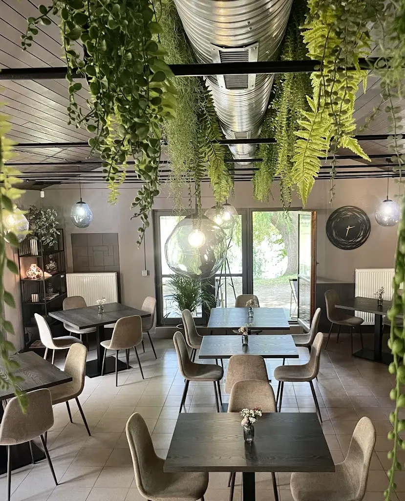 Na Hrázi by Prestigebrands restaurant in Hostivice