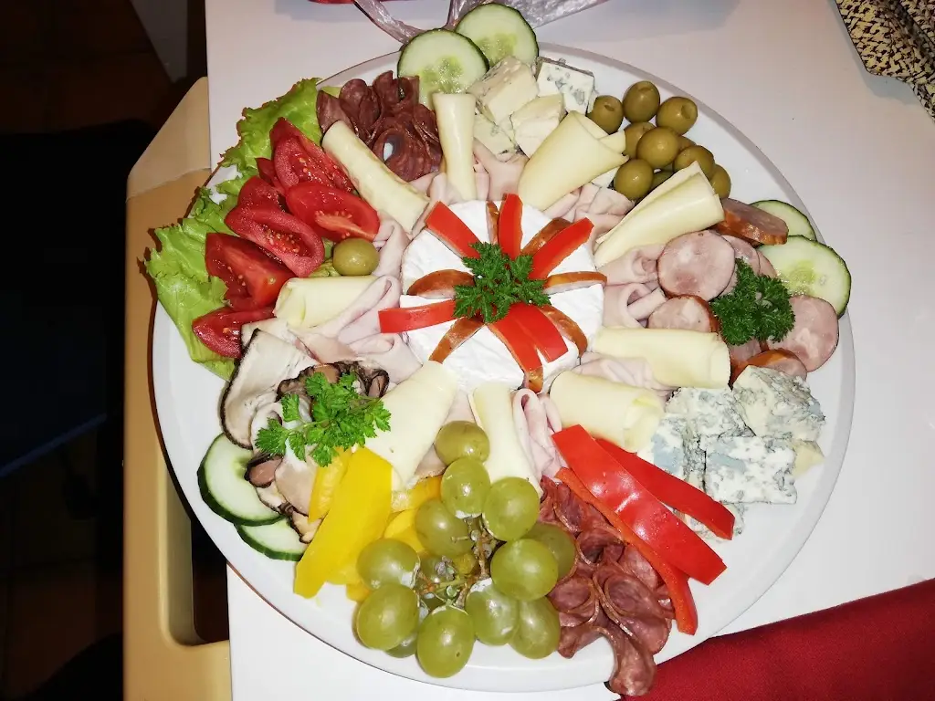 Menu_Papírák_Okres Písek_image_5