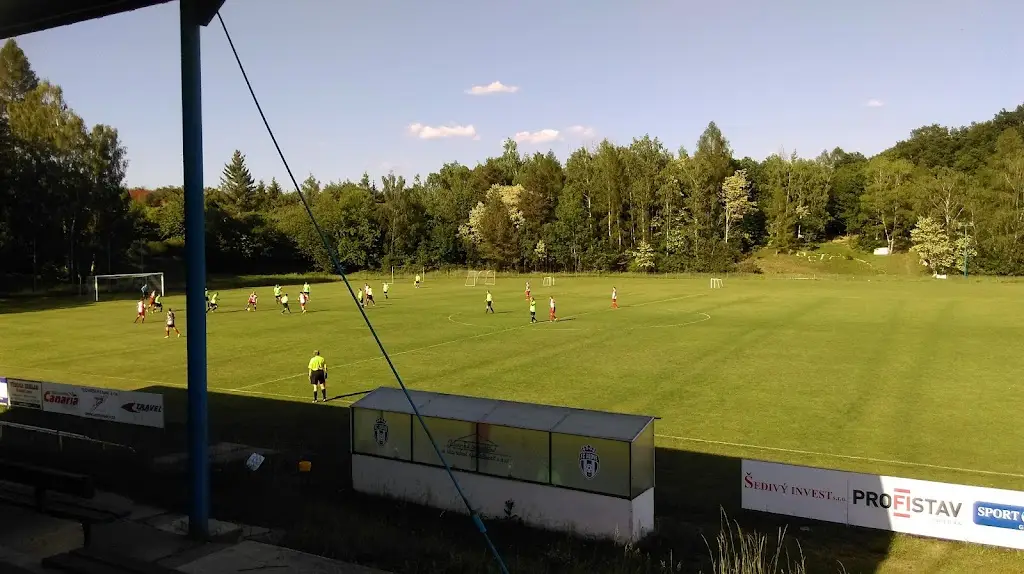 Restaurace Na Hřišti & Pizzerie Činčoríno_Jílové u Prahy_slider_image_2