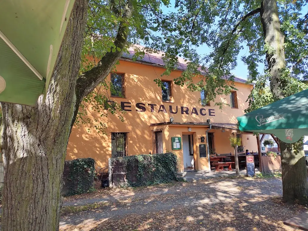 Petr Pedro_Restaurace v Lázních_Jílové u Prahy_review