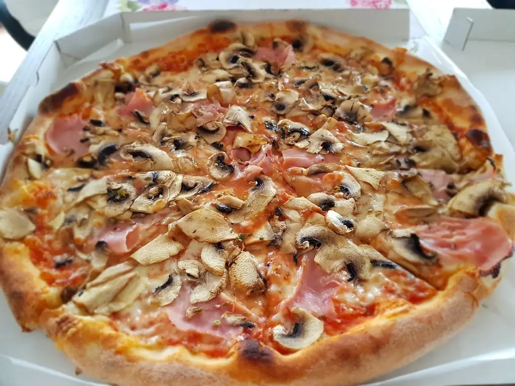 Menu_Pizza na Náměstí_Jílové u Prahy_image_4