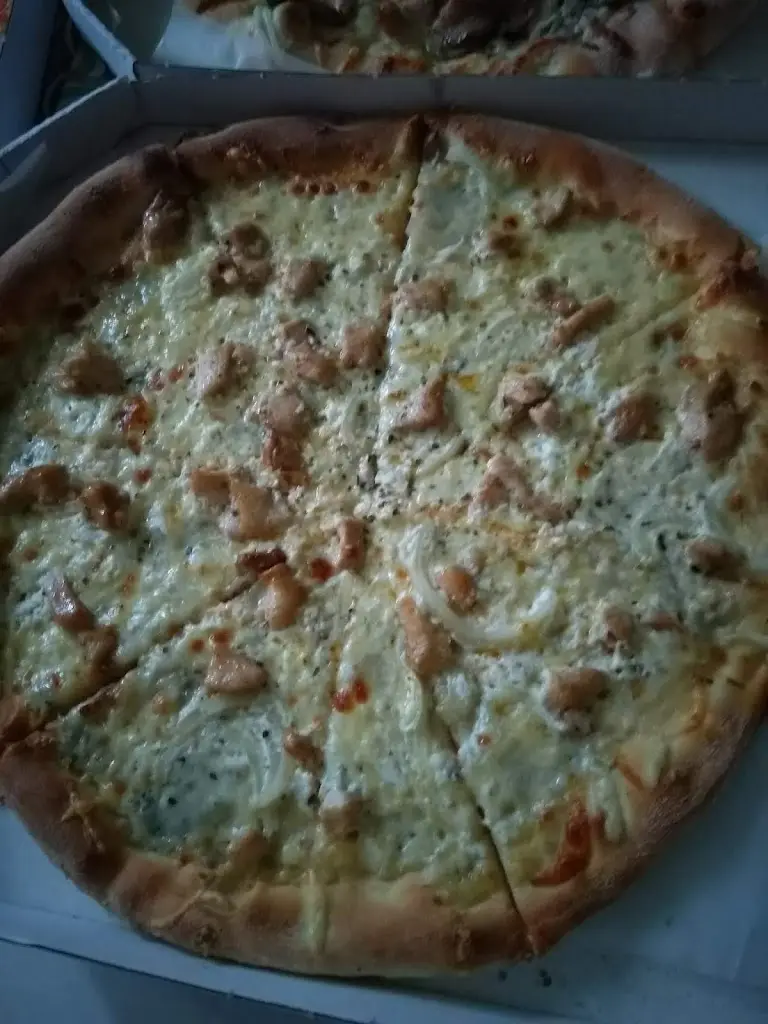 Cl Kornelova_Pizza na Náměstí_Jílové u Prahy_review