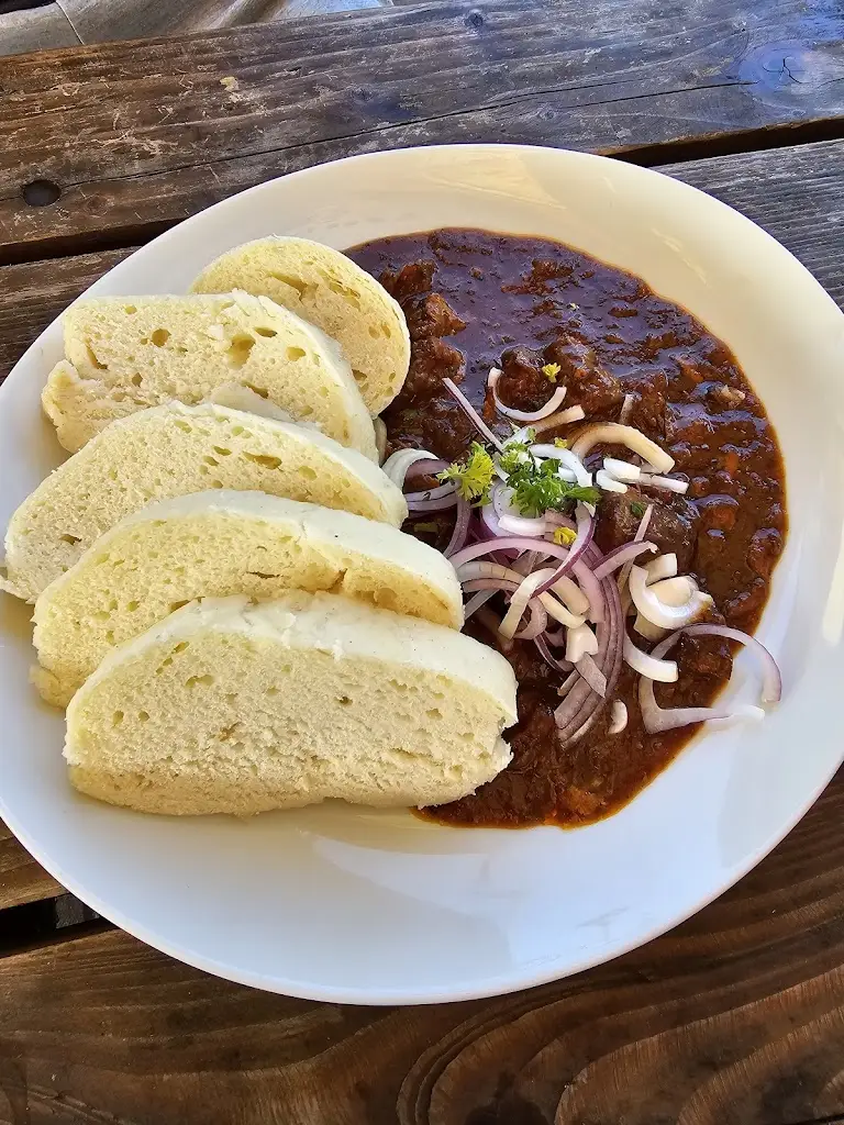 Kodbikodbi Kodbikodbi_Na Výsluní_Kněžmost_review