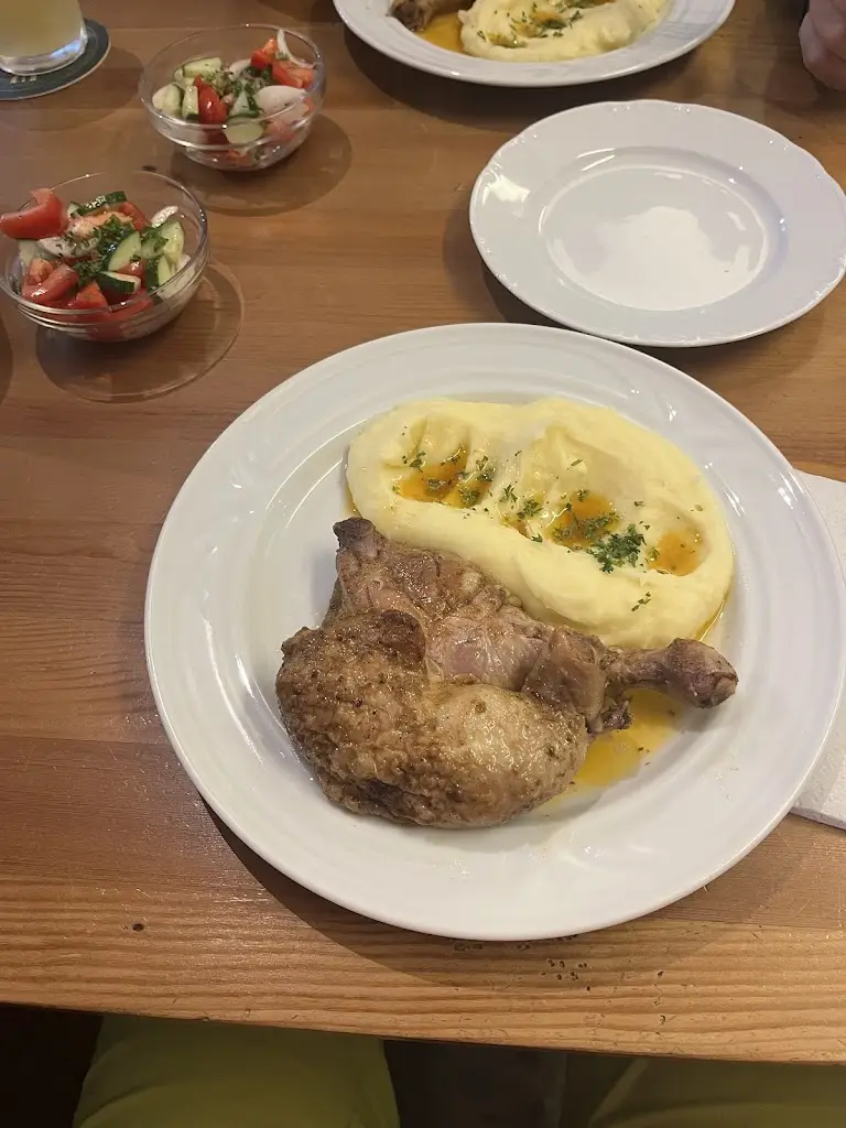 Eliška Votýpková_Restaurant Tronicek_Kamenný Přívoz_review
