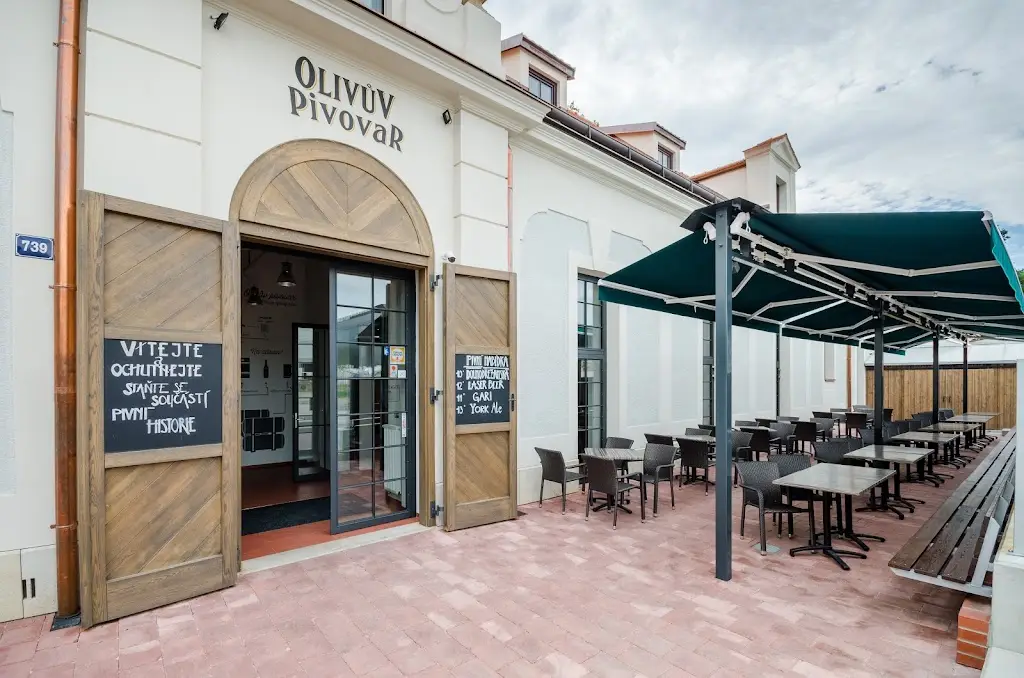 Olivův pivovar restaurant in Dolní Břežany