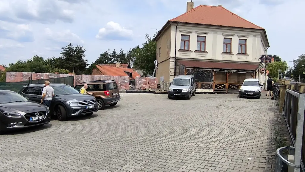 Jídelna u Šimůnků_Dolní Břežany_slider_image_2