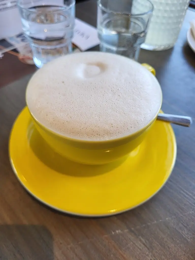 Jakub Skalický_Café Oppidum_Dolní Břežany_review