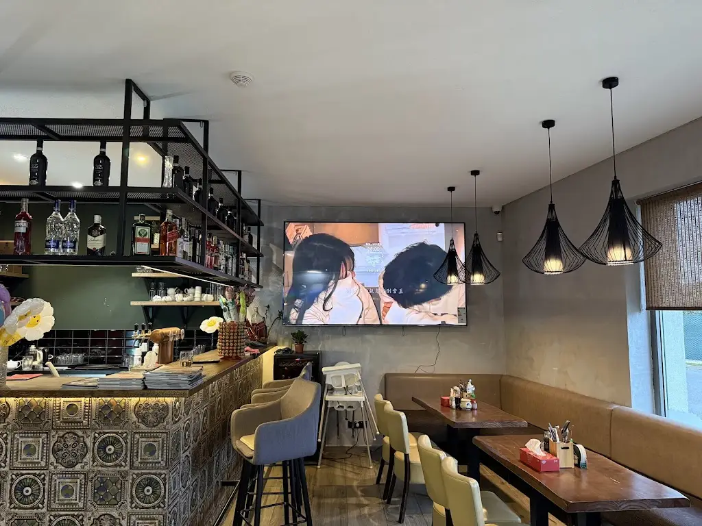 Sushi Sansa_Králův Dvůr_slider_image_1