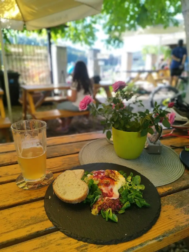 Na Zahrádce_Klecany_slider_image_3