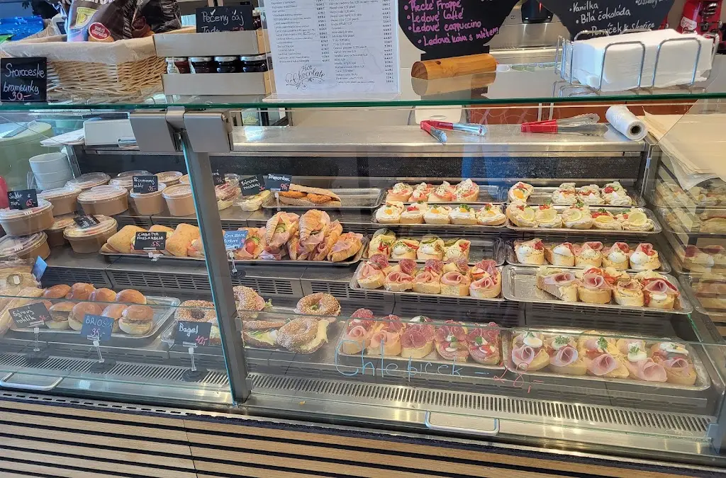 M&H coffee @ bistro_Okres Písek_slider_image_2