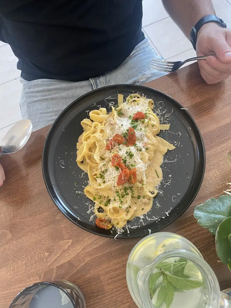 Kateřina Králová_Colonia bistro_Kolín_review