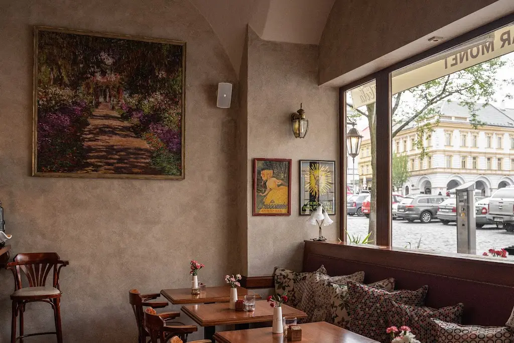 Bar Cafe Monet restaurant in Kolín