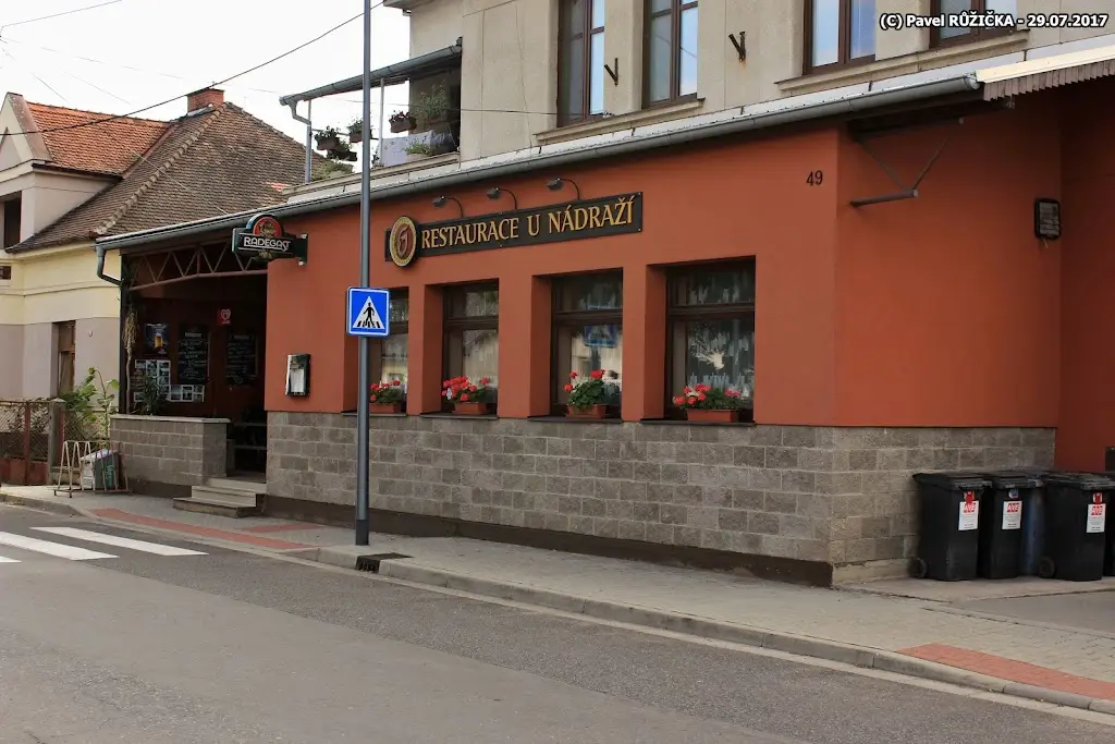 Restaurace U Nadraží restaurant in Křinec