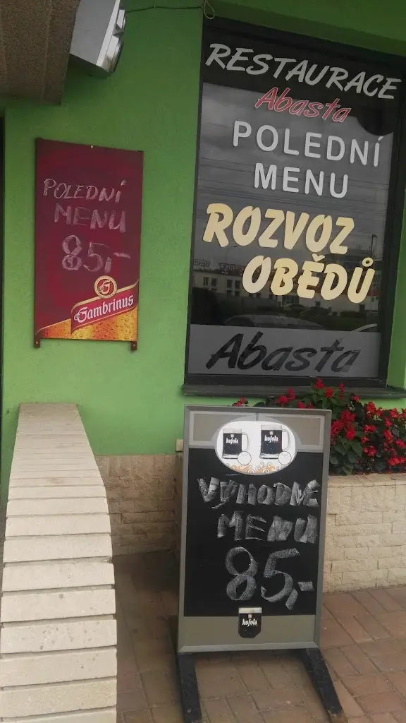 Tomáš Hnilo_Restaurace Abasta_Kosmonosy_review