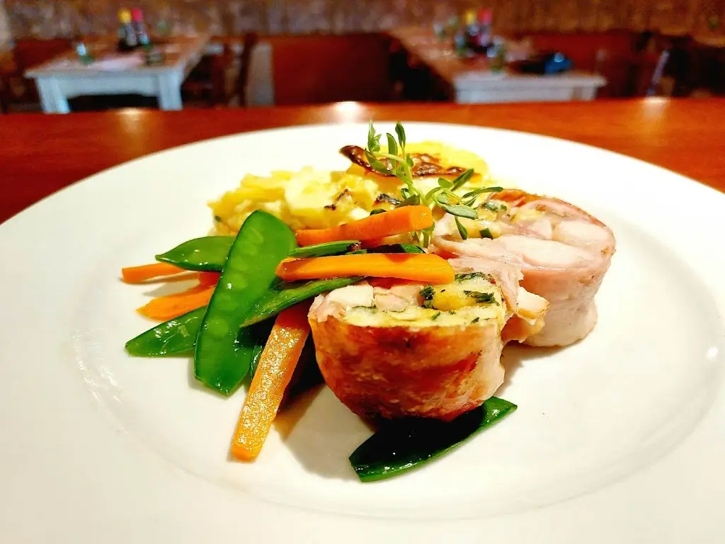 Barracuda restaurant_Kladno_slider_image_2