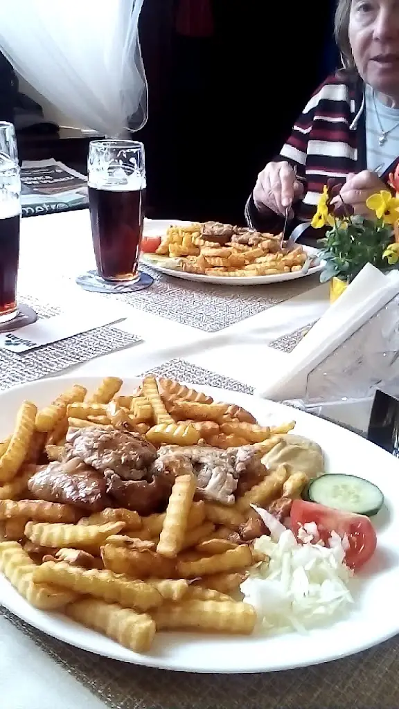 Restaurace Na Zvíkově_Okres Písek_slider_image_2