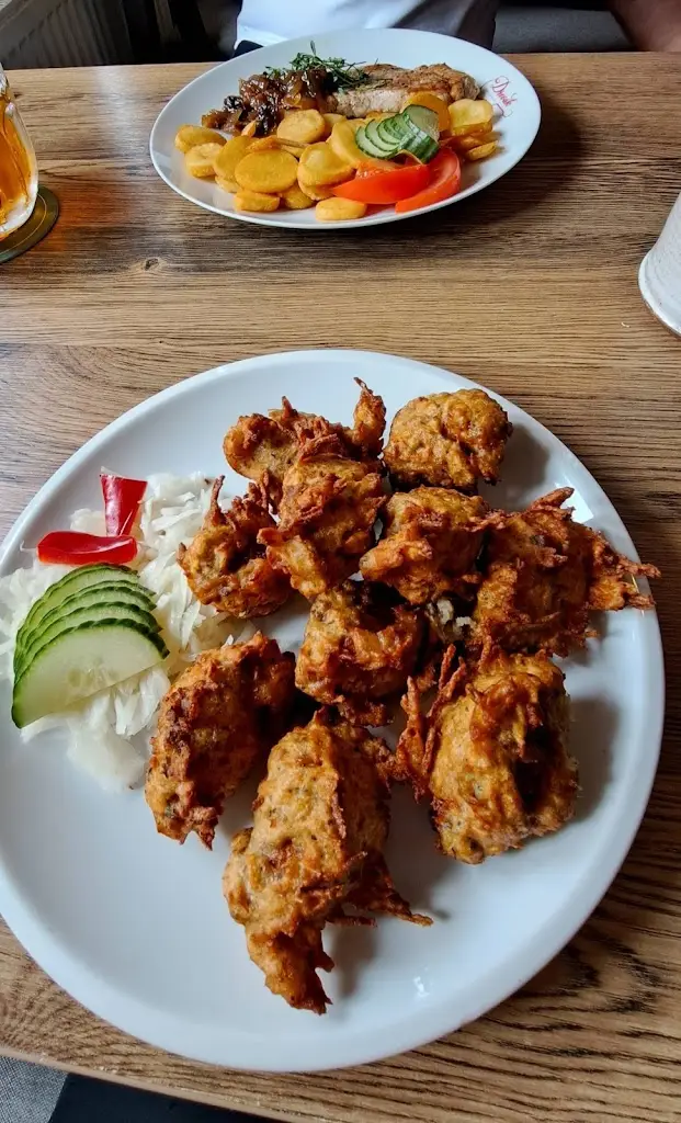 Zuzka Codrová_Country club Dřevák_Kladno_review