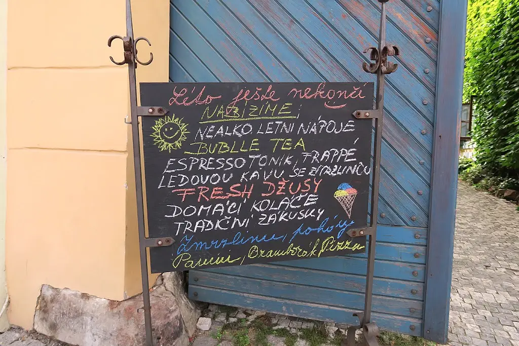 Menu_Kavárna Modré dveře_Kostelec nad Černými Lesy_image_2